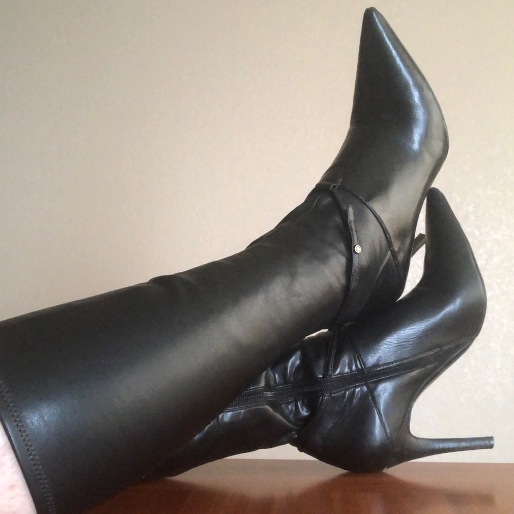 GUESS Stretchy Calf Stiletto Boots